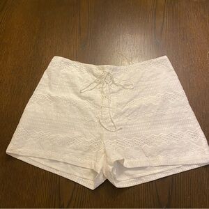 NWOT Talori White Eyelet Lace Shorts Size Large